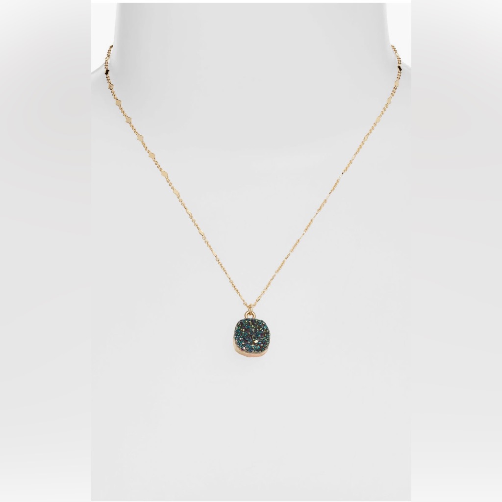 Halogen Drusy Pendant Necklace